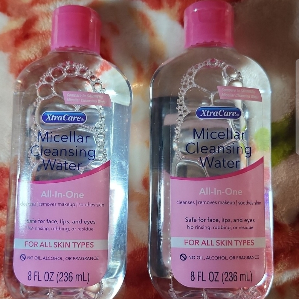 Micellar Cleansing Water - Pink